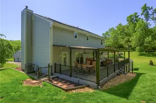 2525 Country Side Ln, Pittsburgh, PA 15090 - Photo 42
