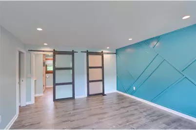 2525 Country Side Lane, Pittsburgh, PA 15090 - Photo 6
