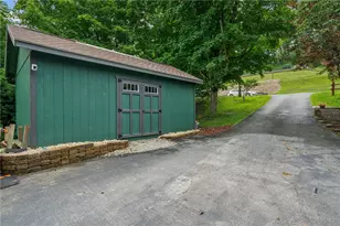 218 4th Street Ext, Chartiers, PA 15342 - Photo 34