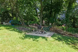 120 Elmwood Dr, Pittsburgh, PA 15116 - Photo 8