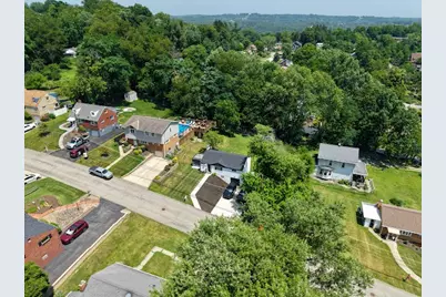 120 Elmwood Dr, Pittsburgh, PA 15116 - Photo 48