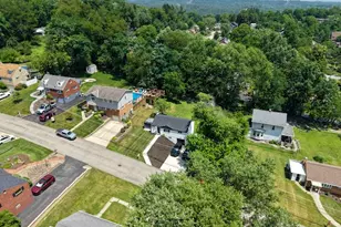 120 Elmwood Dr, Pittsburgh, PA 15116 - Photo 48