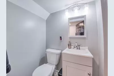 120 Elmwood Dr, Pittsburgh, PA 15116 - Photo 34