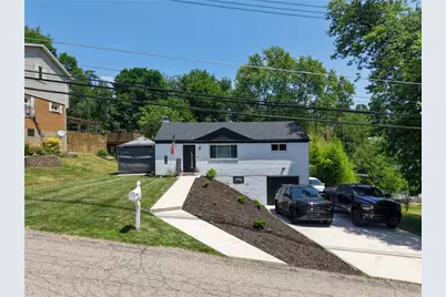 120 Elmwood Dr, Pittsburgh, PA 15116 - Photo 2