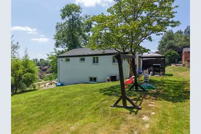 120 Elmwood Dr, Pittsburgh, PA 15116 - Photo 4