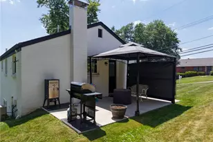 120 Elmwood Dr, Pittsburgh, PA 15116 - Photo 6