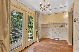 693 Orchard Ave, Pittsburgh, PA 15202 - Photo 10