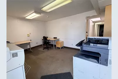 523 W Main Street, Carnegie, PA 15106 - Photo 6
