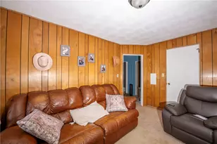 317 311 321 325 S Washington St, Eau Claire, PA 16030 - Photo 14
