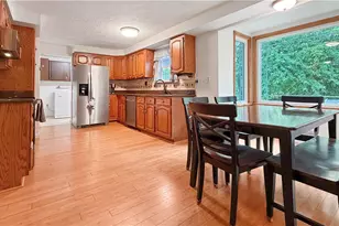103 Lakeview Dr, Robinson Twp, PA 15136 - Photo 10