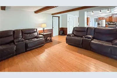 103 Lakeview Dr, Robinson Twp, PA 15136 - Photo 8