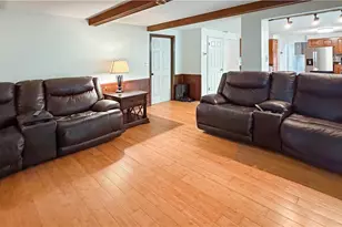 103 Lakeview Dr, Robinson Twp, PA 15136 - Photo 8