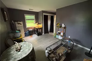 6806 Vara Dr, South Park, PA 15236 - Photo 8