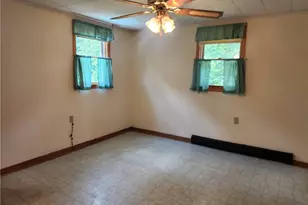 223 S Benbrook Rd, Center Township, PA 16001 - Photo 12