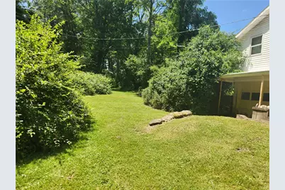 223 S Benbrook Rd, Center Township, PA 16001 - Photo 22