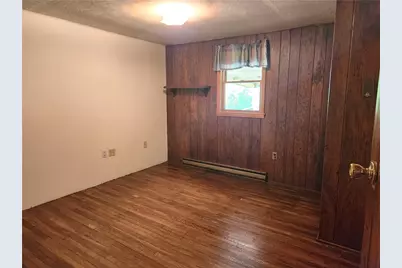 223 S Benbrook Rd, Center Township, PA 16001 - Photo 16