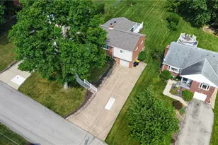 265 Oaklyn Rd, Bethel Park, PA 15102 - Photo 32