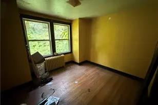 670 Princeton Blvd, Pittsburgh, PA 15221 - Photo 12