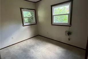 877 Riverview Ave, Baden, PA 15005 - Photo 12