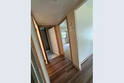 877 Riverview Ave, Baden, PA 15005 - Photo 10