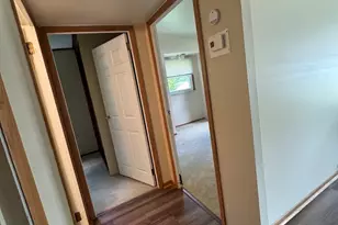 877 Riverview Ave, Baden, PA 15005 - Photo 10