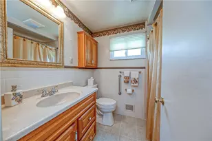 422 Woodrift Ln, Pittsburgh, PA 15236 - Photo 10