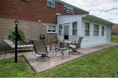 422 Woodrift Ln, Pittsburgh, PA 15236 - Photo 28