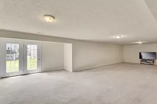 105 Birdie Dr, Cranberry Township, PA 16066 - Photo 22