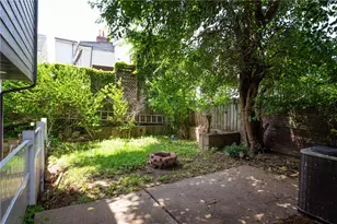 1910 Fox Wy, Pittsburgh, PA 15203 - Photo 32