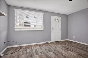 1910 Fox Wy, Pittsburgh, PA 15203 - Photo 6
