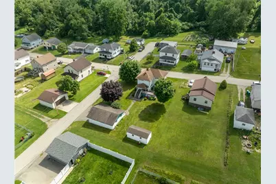 58 Poplar St, Derry Township, PA 15717 - Photo 32