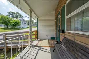58 Poplar St, Derry Township, PA 15717 - Photo 4