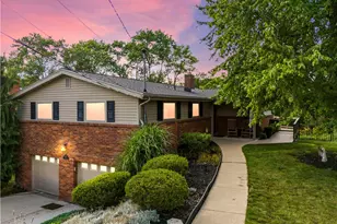636 Aljo Dr, Pittsburgh, PA 15241 - Photo 2
