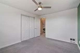 845 Kerry Hill Dr, Pittsburgh, PA 15234 - Photo 12