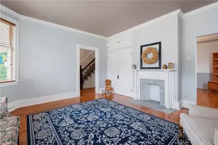 648 Chestnut St, Bridgeville, PA 15017 - Photo 6