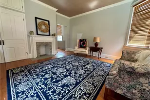 648 Chestnut St, Bridgeville, PA 15017 - Photo 8