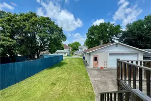 648 Chestnut St, Bridgeville, PA 15017 - Photo 12