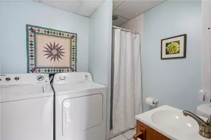 648 Chestnut St, Bridgeville, PA 15017 - Photo 18