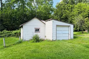 339 Coolspring Jumonville Rd, North Union Township, PA 15445 - Photo 4