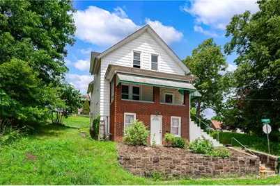 401 Penn Ave, Twp of But SE, PA 16045 - Photo 2