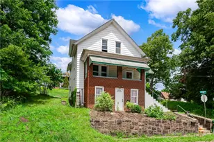 401 Penn Ave, Twp of But SE, PA 16045 - Photo 2