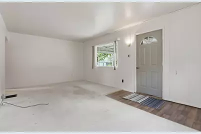 908 Upston St, Port Vue, PA 15133 - Photo 10