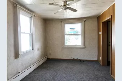 233 Spang Ave, Leechburg Boro, PA 15656 - Photo 6