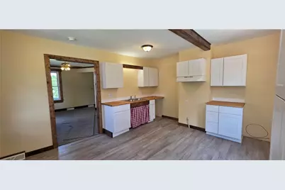 5 McKinley Ave, Smith Township, PA 15019 - Photo 4