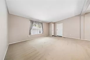 516 Heritage Ln, Murrysville, PA 15668 - Photo 8