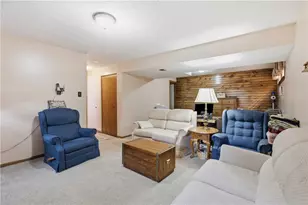 10 Kohleen Dr, Robinson Twp, PA 15136 - Photo 24