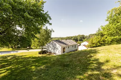10 Kohleen Drive, Robinson Twp, PA 15136 - Photo 4