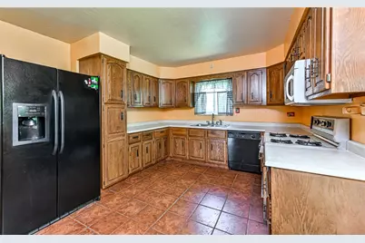 184 Mount Pleasant Rd, Marshall, PA 15086 - Photo 2