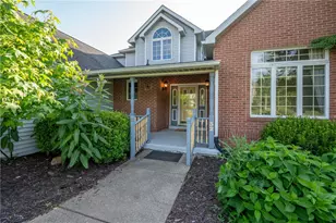32 Saddlebrook Dr, Hempfield Township, PA 15601 - Photo 4