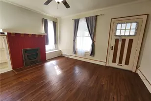 916 Harrison St, New Castle, PA 16101 - Photo 8
